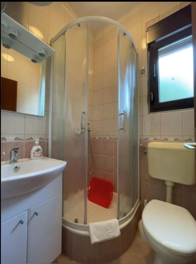 Studio Apartment near Split Airport Kaštela Exterior foto